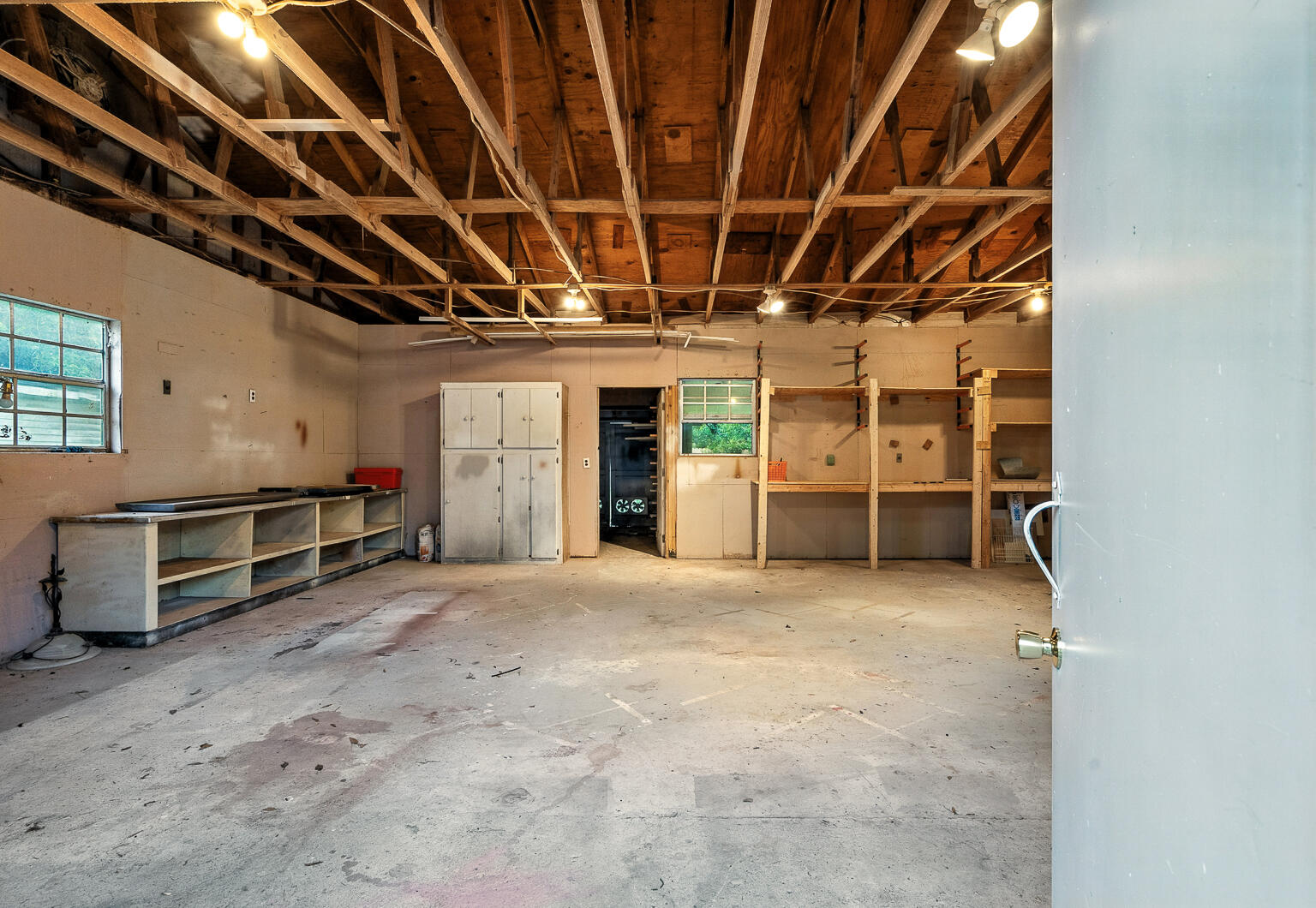 3961 Painter Branch Road Crestview, FL 32539 - Photo 34 of 49 a view of an empty room with closet