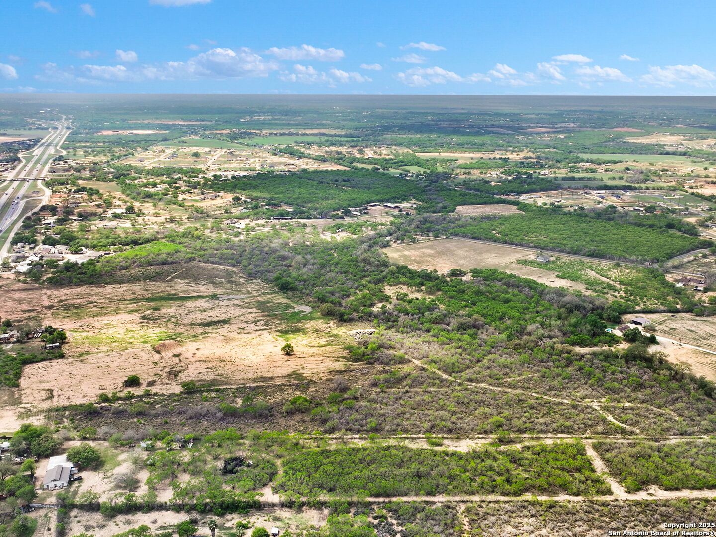 17171 Interstate 35 Access Road Atascosa, TX 78002 - Photo 6 of 18