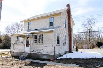 5975 Newside Road Schnecksville, PA 18078 - Photo 3 of 10 Gallery Image 3
