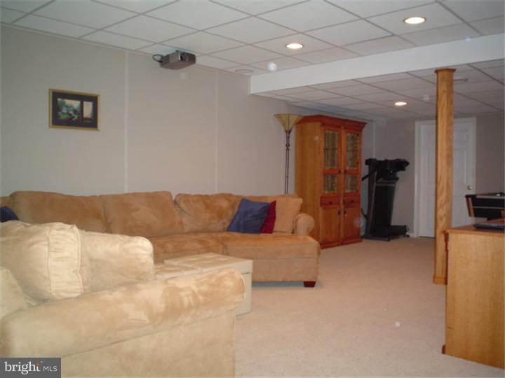 92 Longcross Road Royersford, PA 19468 - Photo 23 of 25 Basement - Finished
