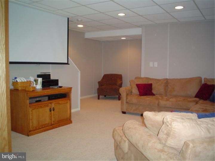 92 Longcross Road Royersford, PA 19468 - Photo 25 of 25 Basement - Finished