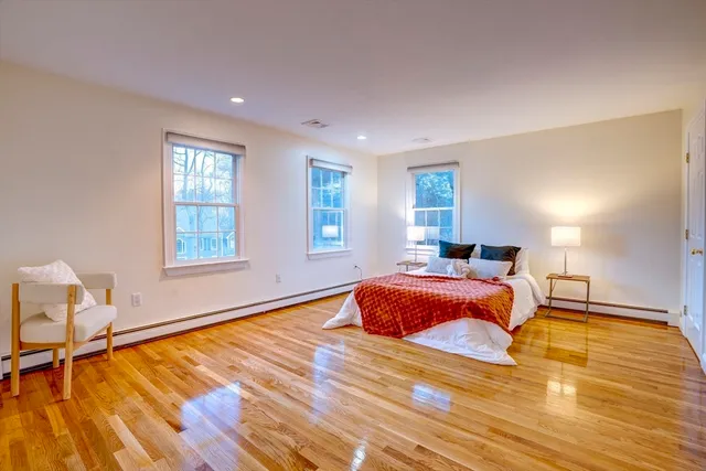 $1,399,000 | 17 Bridle Path, Walpole, MA 02081