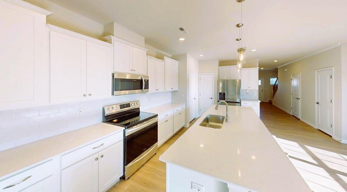 617 Morning Meadows Drive Inman, SC 29349 - Photo 4 of 37