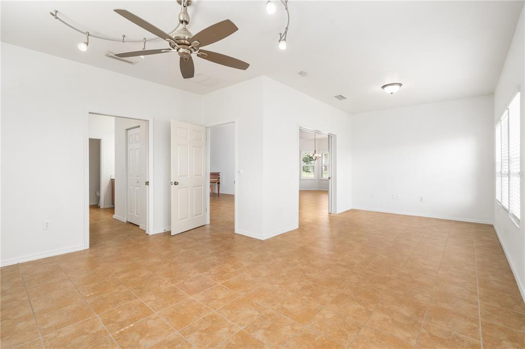 9984 Northwest 18th Road Gainesville, FL 32606 - Photo 8 of 30