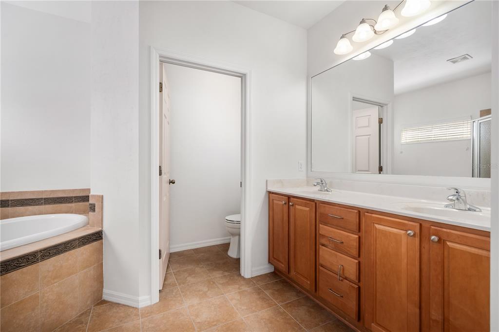 9984 Northwest 18th Road Gainesville, FL 32606 - Photo 10 of 30