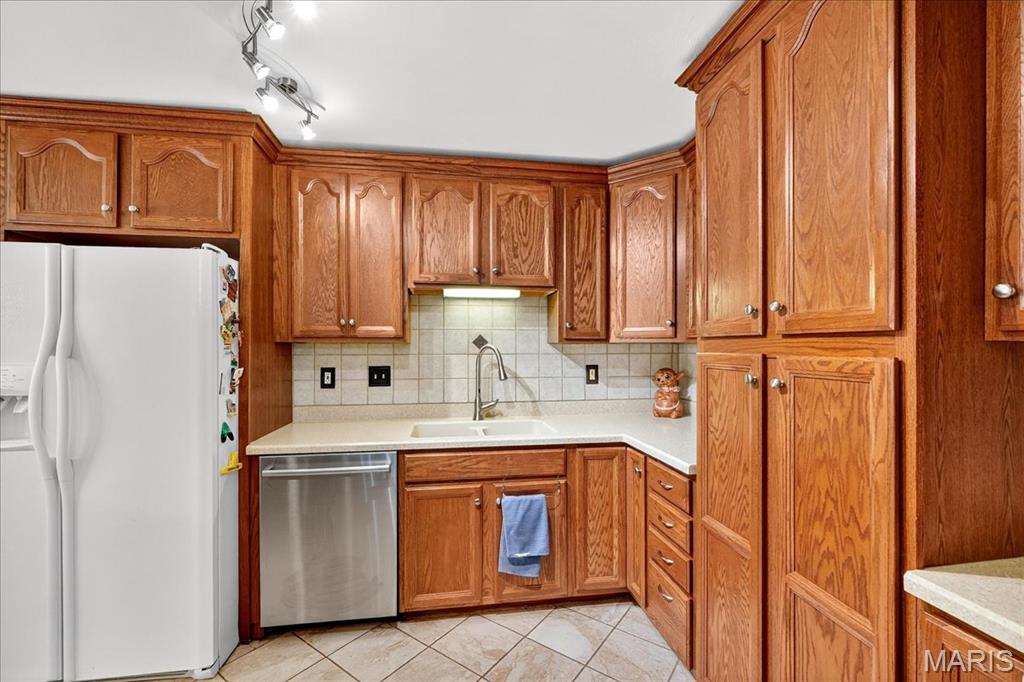 740 Woodside Trails Drive, Unit 103 Ballwin, MO 63021 - Photo 12 of 36