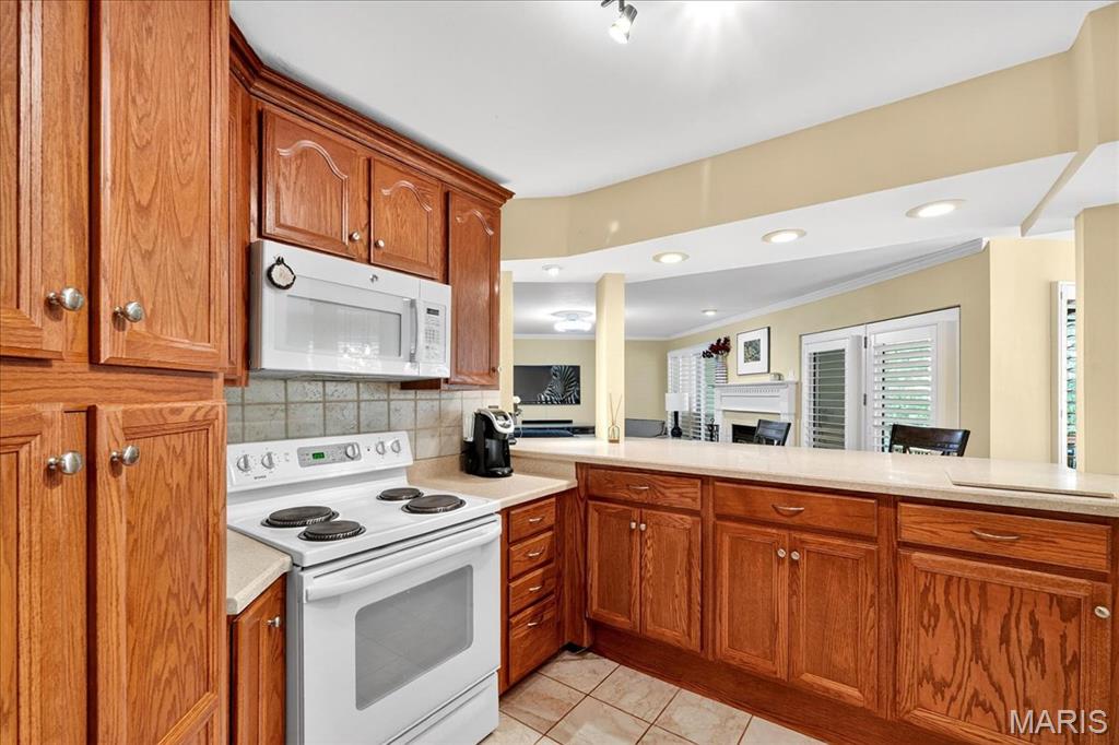 740 Woodside Trails Drive, Unit 103 Ballwin, MO 63021 - Photo 10 of 36