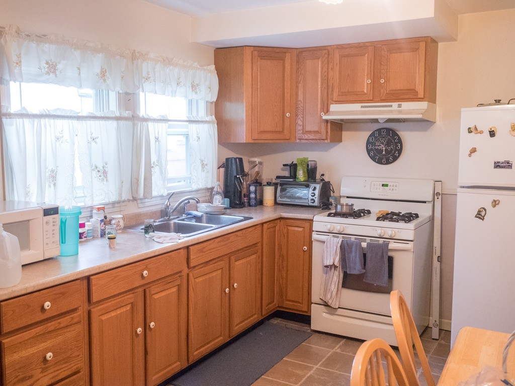 106 Edgehill Road Braintree, MA 02184 - Photo 11 of 16 Gallery Image 11