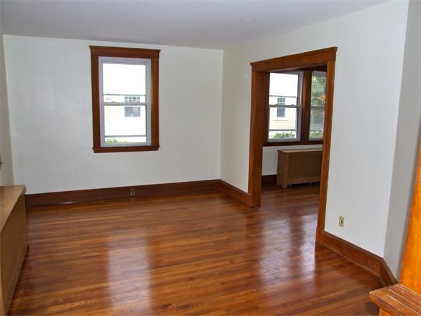 25 Edgebrook Road Boston, MA 02132 - Photo 6 of 25 Gallery Image 6