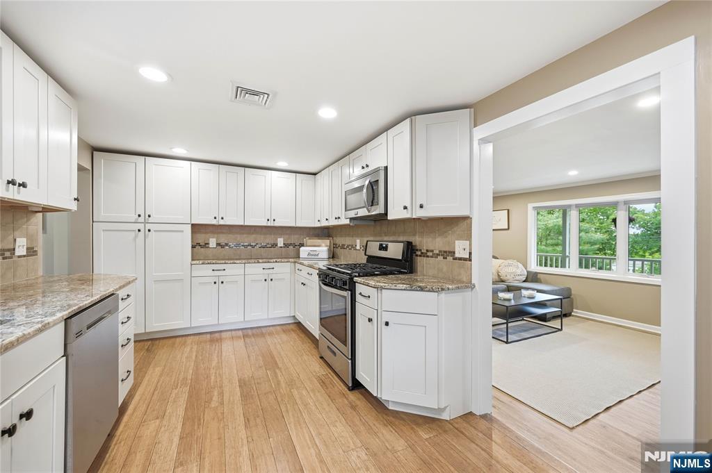 13 Highview Trail Wharton, NJ 07885 - Photo 6 of 19