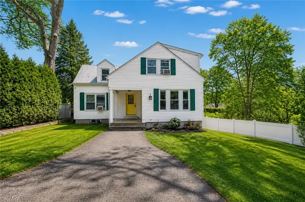 $459,000 | 84 Phillip Avenue, Cumberland, RI 02864