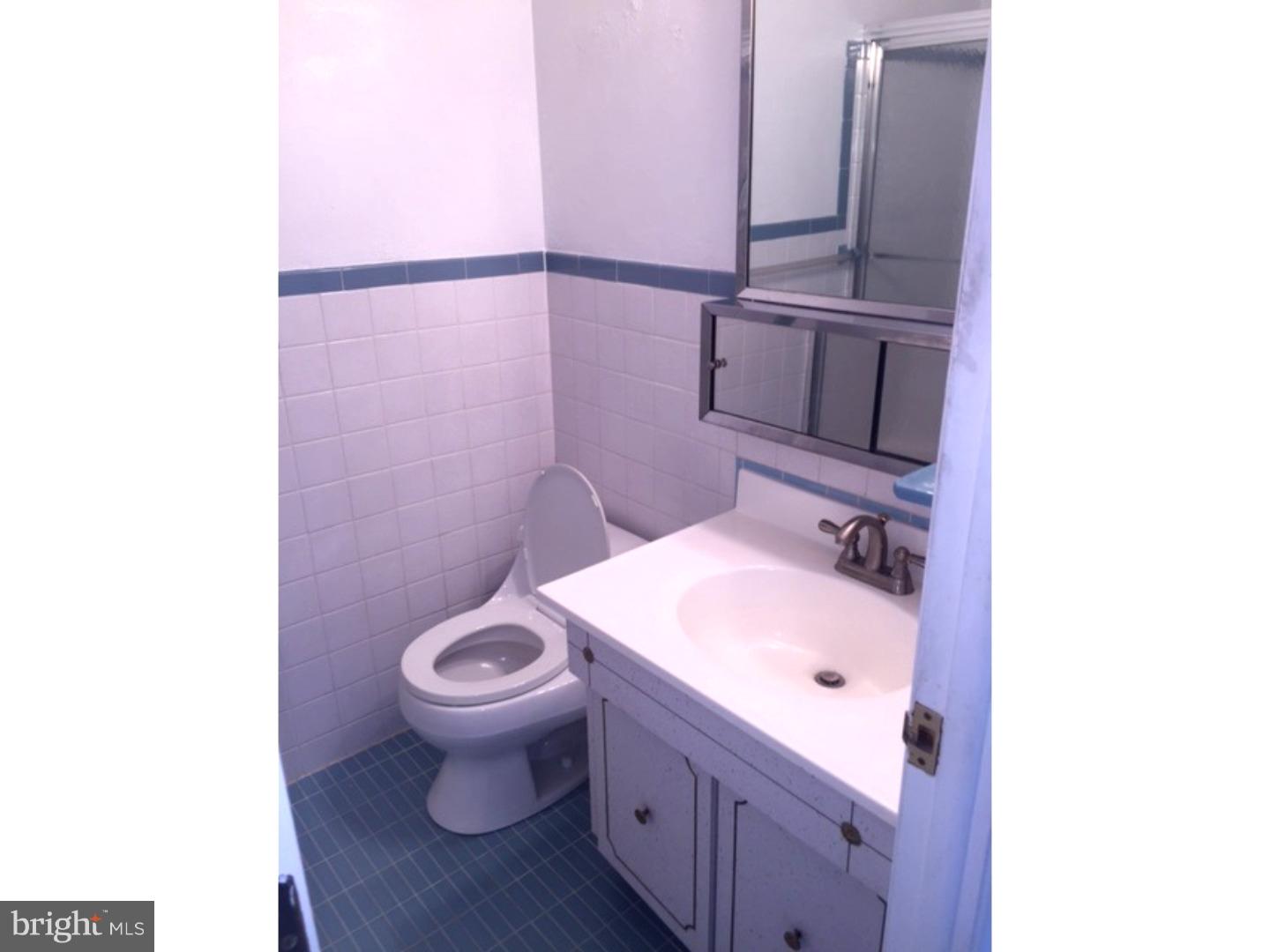 11933 Covert Road Philadelphia, PA 19154 - Photo 12 of 24 Bathroom