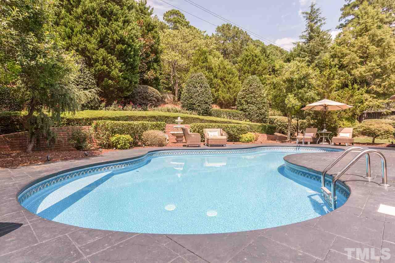 10512 Charmford Way Raleigh, NC 27615 - Photo 2 of 25 Gallery Image 2