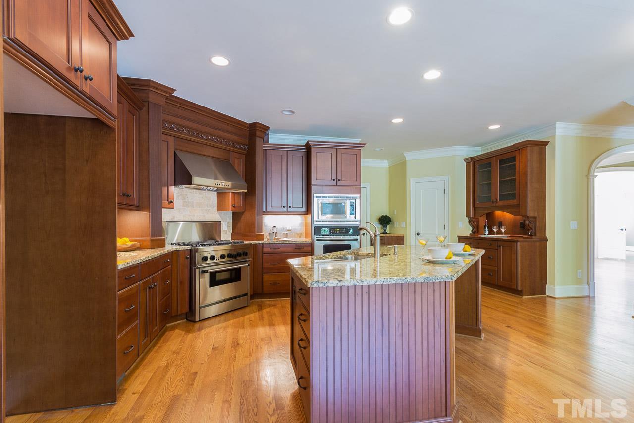 10512 Charmford Way Raleigh, NC 27615 - Photo 14 of 25 Gallery Image 14