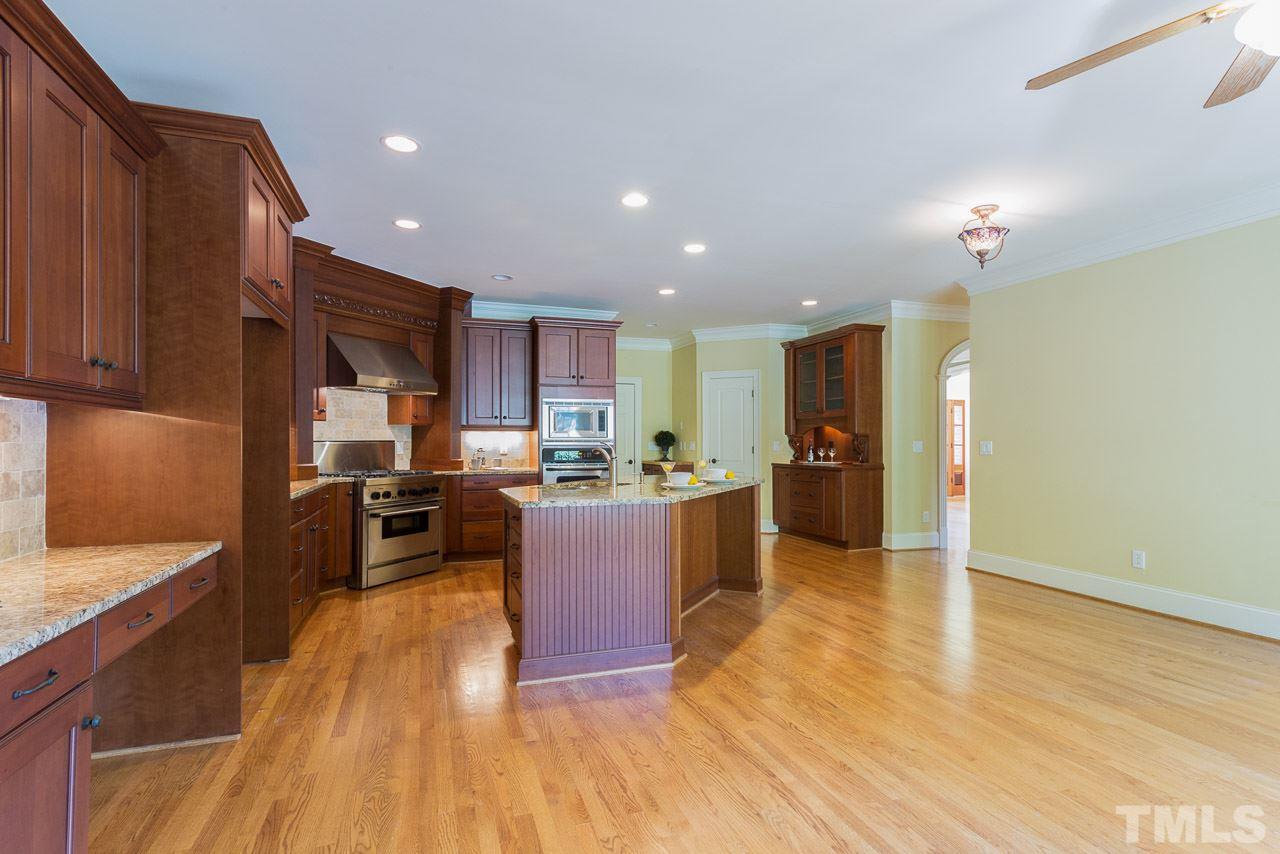 10512 Charmford Way Raleigh, NC 27615 - Photo 15 of 25 Gallery Image 15