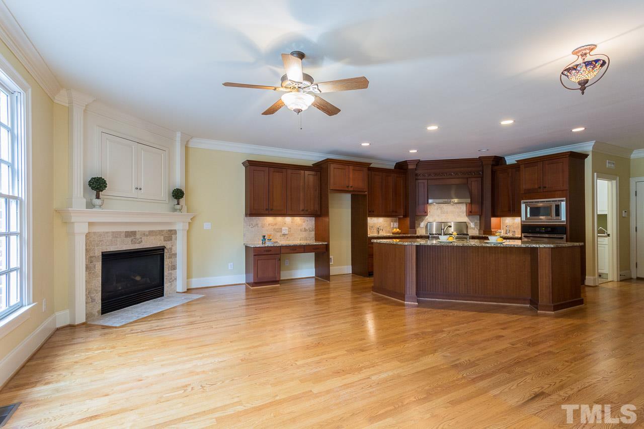 10512 Charmford Way Raleigh, NC 27615 - Photo 16 of 25 Gallery Image 16