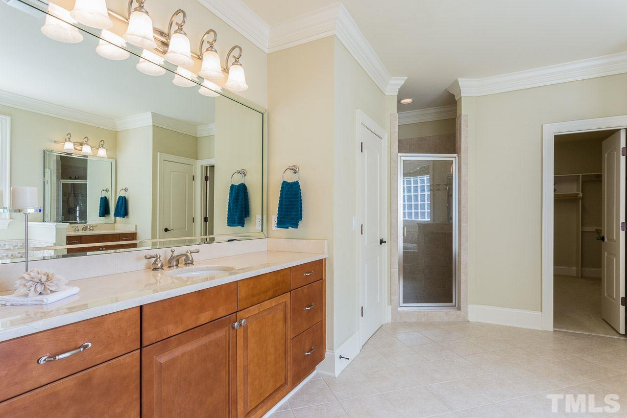 10512 Charmford Way Raleigh, NC 27615 - Photo 19 of 25 Gallery Image 19