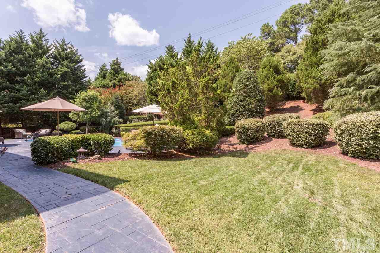10512 Charmford Way Raleigh, NC 27615 - Photo 5 of 25 Gallery Image 5
