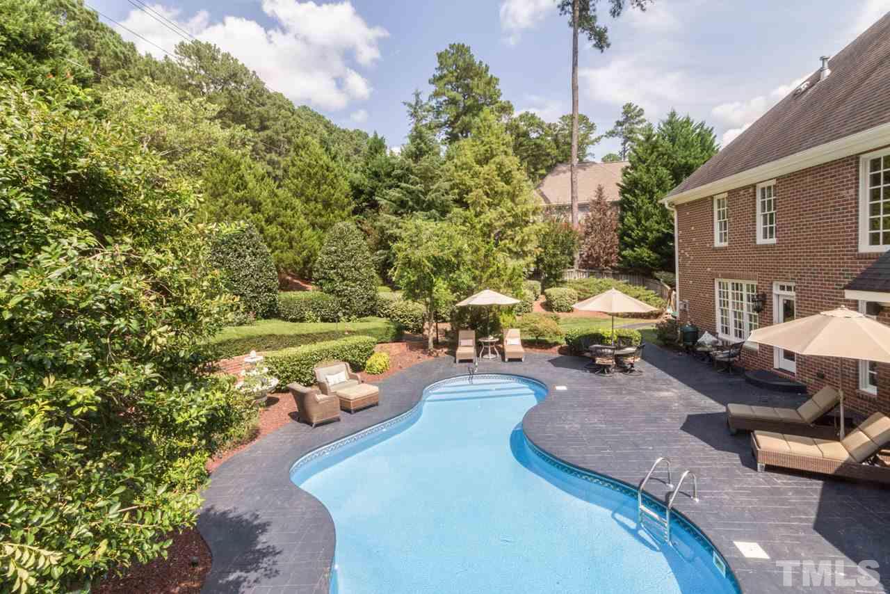 10512 Charmford Way Raleigh, NC 27615 - Photo 6 of 25 Gallery Image 6