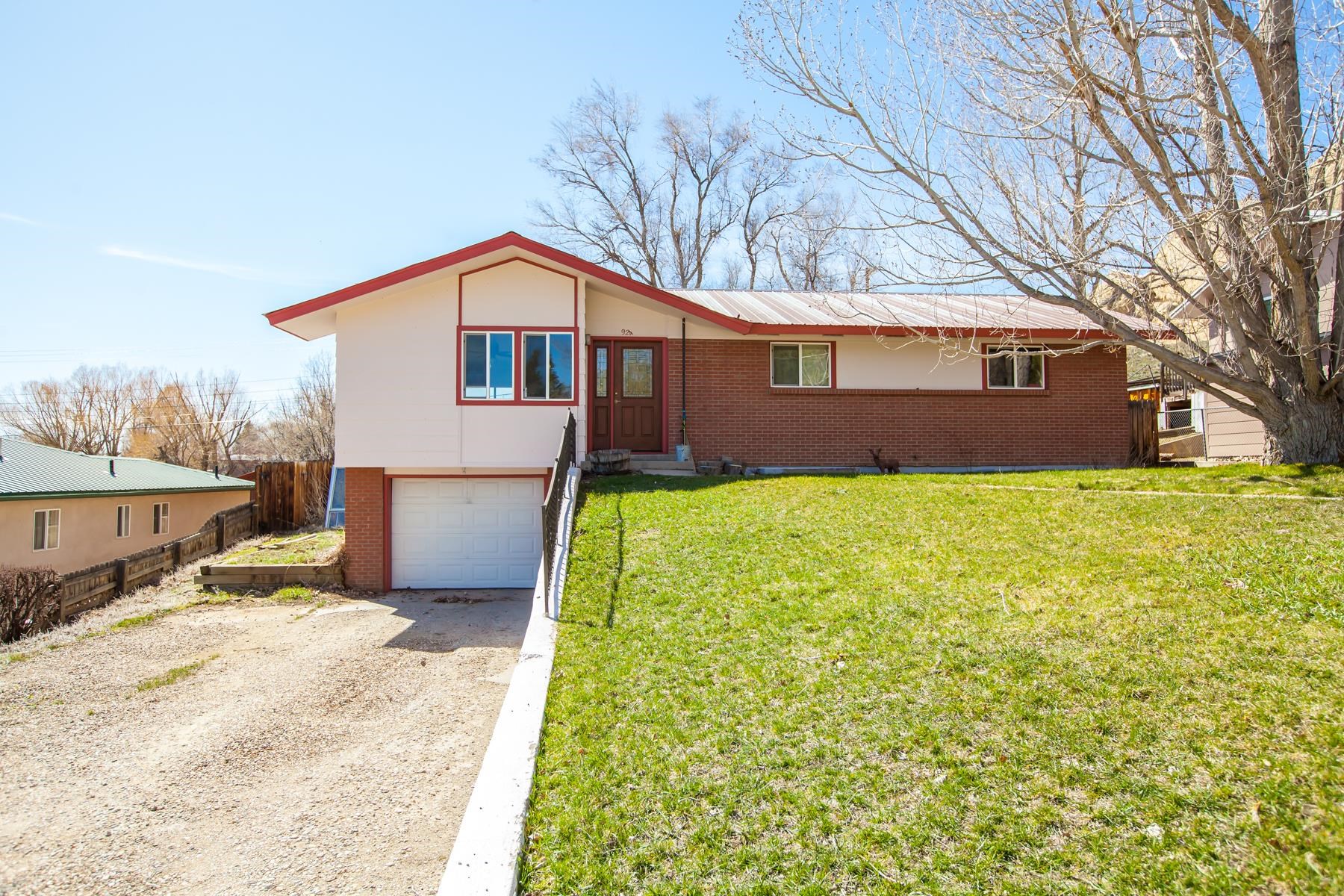 924 Pershing Street Craig, CO 81625 - Photo 1 of 25 Gallery Image 1