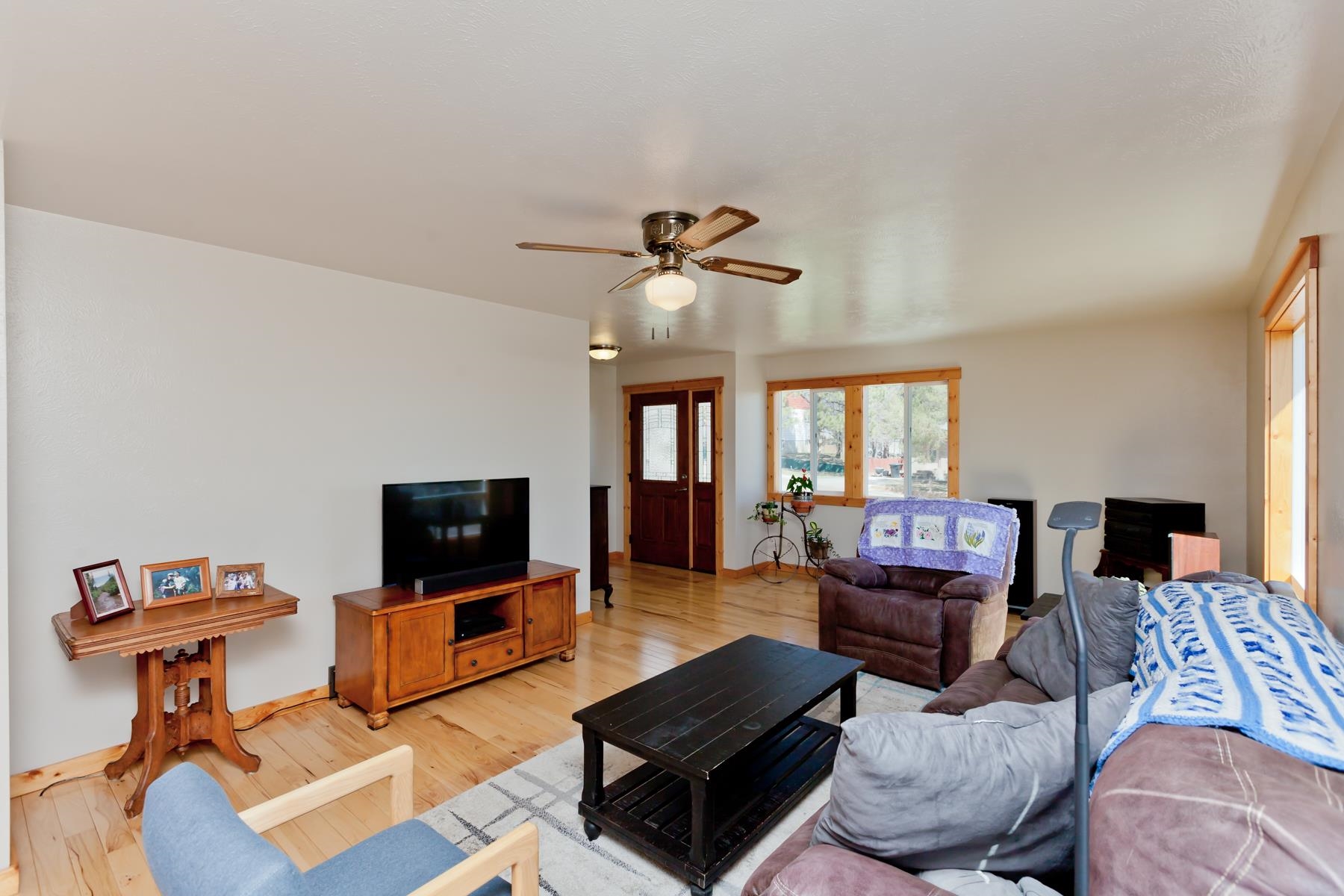 924 Pershing Street Craig, CO 81625 - Photo 3 of 25 Gallery Image 3