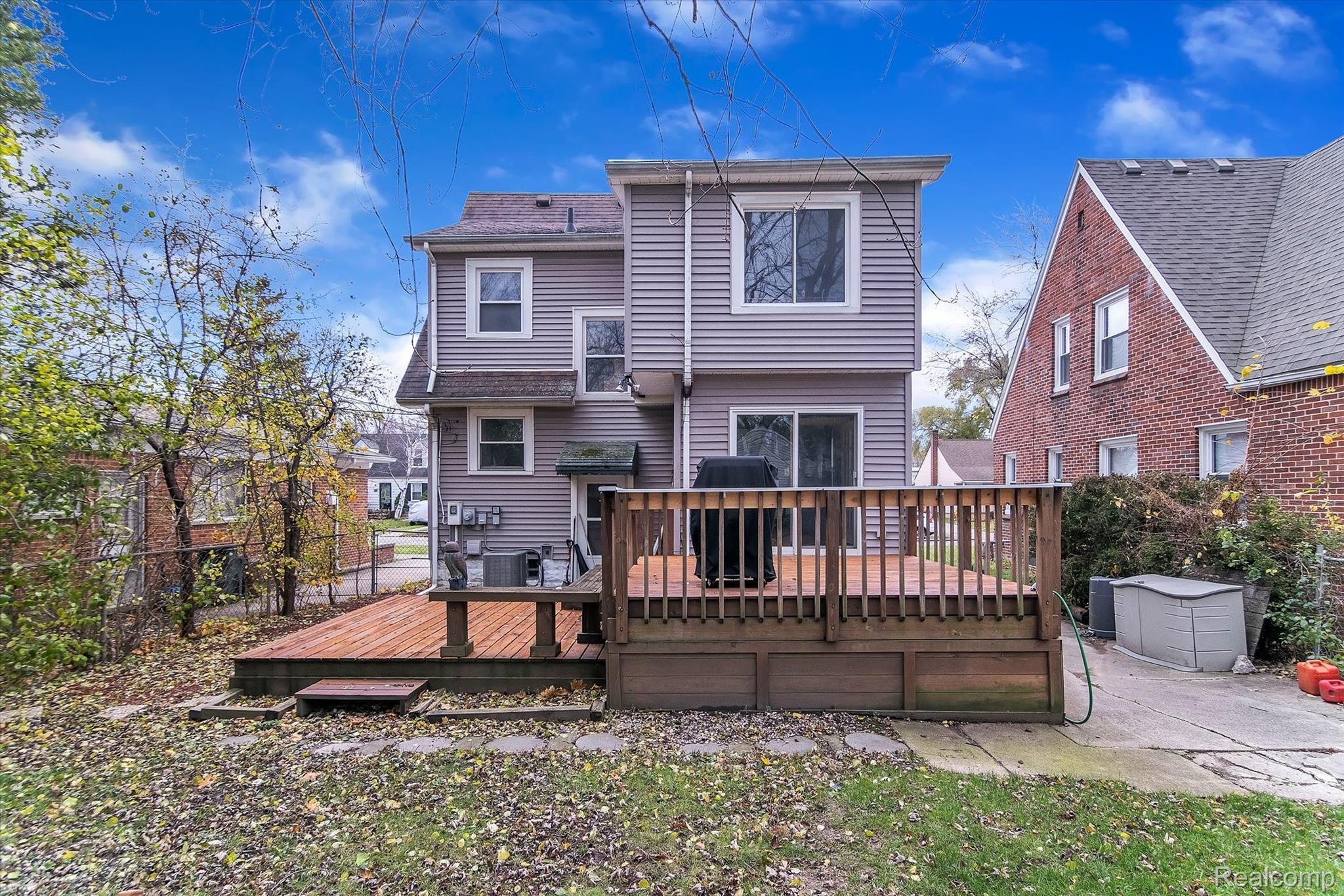 1338 Eaton Road Berkley, MI 48072 - Photo 29 of 33 29-1338 Eaton Rd-Windowstill Real Estate Photography-29.jpg