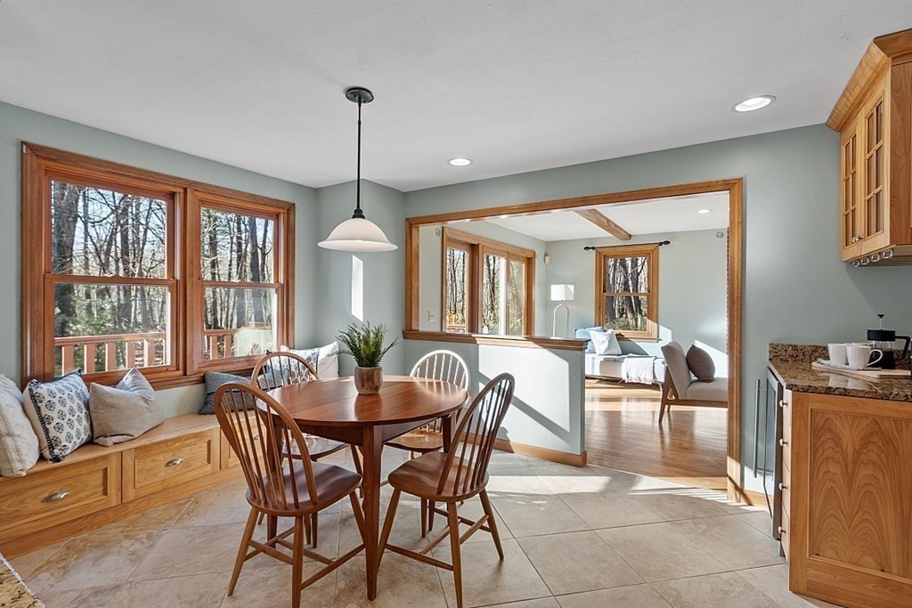 72 Forrest Road Westford, MA 01886 - Photo 11 of 42 Gallery Image 11