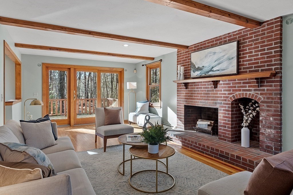 72 Forrest Road Westford, MA 01886 - Photo 4 of 42 Gallery Image 4