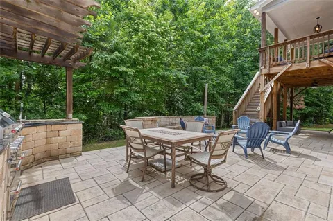$564,900 | 2307 Loughridge Drive, Buford, GA 30519
