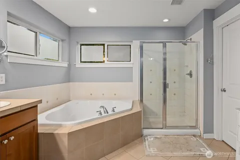 $1,750,000 | 1308 269th Court Southeast, Sammamish, WA 98075