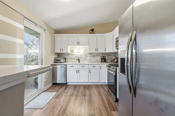 $385,000 | 7654 West Moorefield Drive, Frankfort, IL 60423
