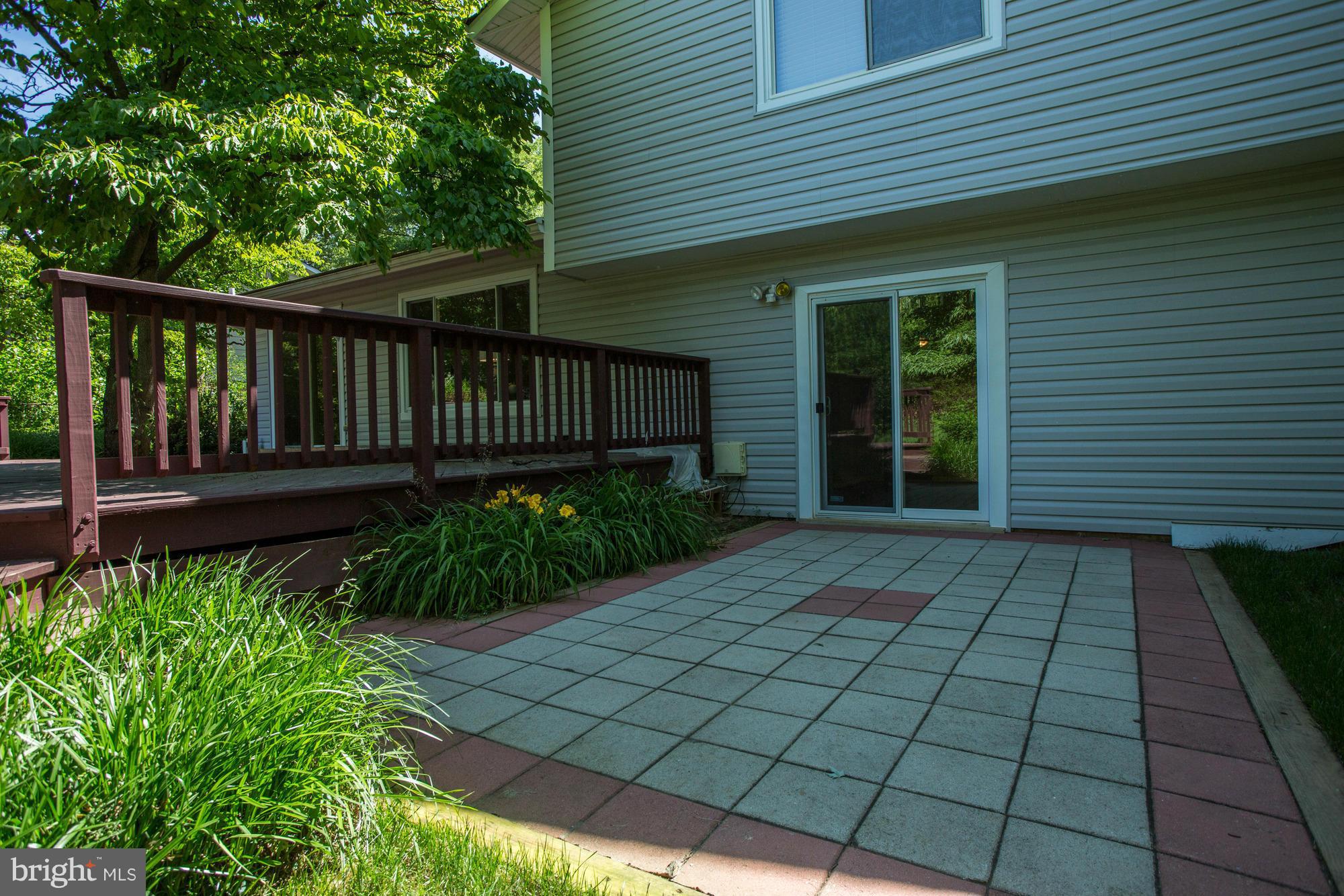 12906 Buccaneer Road Silver Spring, MD 20904 - Photo 28 of 30 a porch with seating space