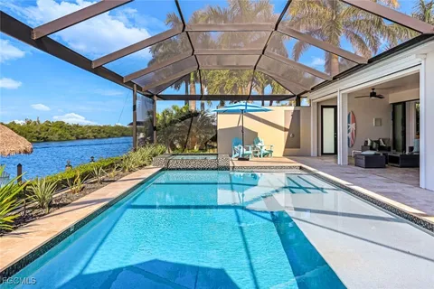 $1,349,000 | 2906 Southwest 29th Terrace, Cape Coral, FL 33914