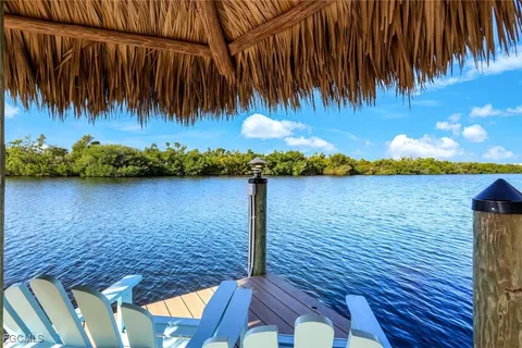 $1,349,000 | 2906 Southwest 29th Terrace, Cape Coral, FL 33914