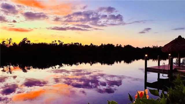 a view of a lot of black and white wall