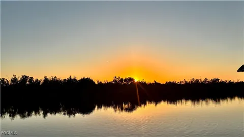 $1,349,000 | 2906 Southwest 29th Terrace, Cape Coral, FL 33914