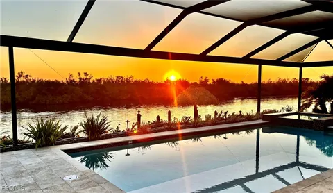 $1,349,000 | 2906 Southwest 29th Terrace, Cape Coral, FL 33914