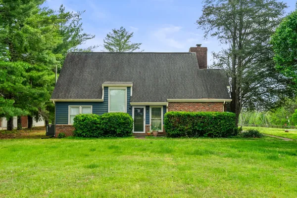 $435,000 | 674 Lakeside Drive, Springfield, TN 37172