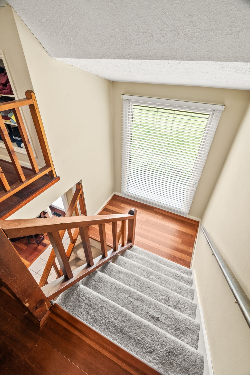 674 Lakeside Drive Springfield, TN 37172 - Photo 33 of 44 a view of a room with gym equipment