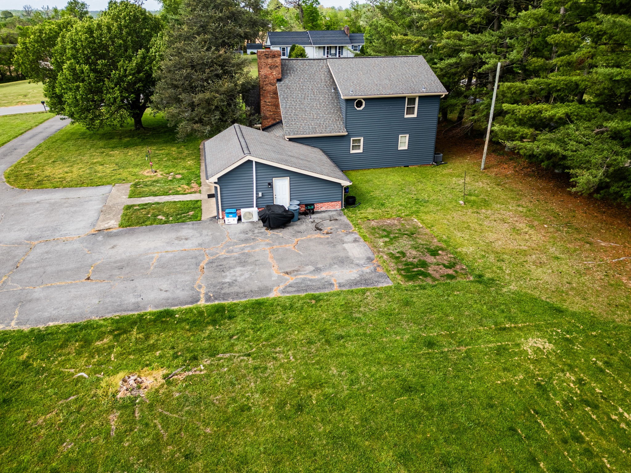 674 Lakeside Drive Springfield, TN 37172 - Photo 38 of 44 an aerial view of a house