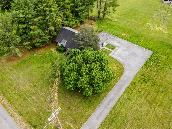 $435,000 | 674 Lakeside Drive, Springfield, TN 37172