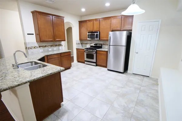 $2,700 | 21610 Alta Peak Way, Katy, TX 77449