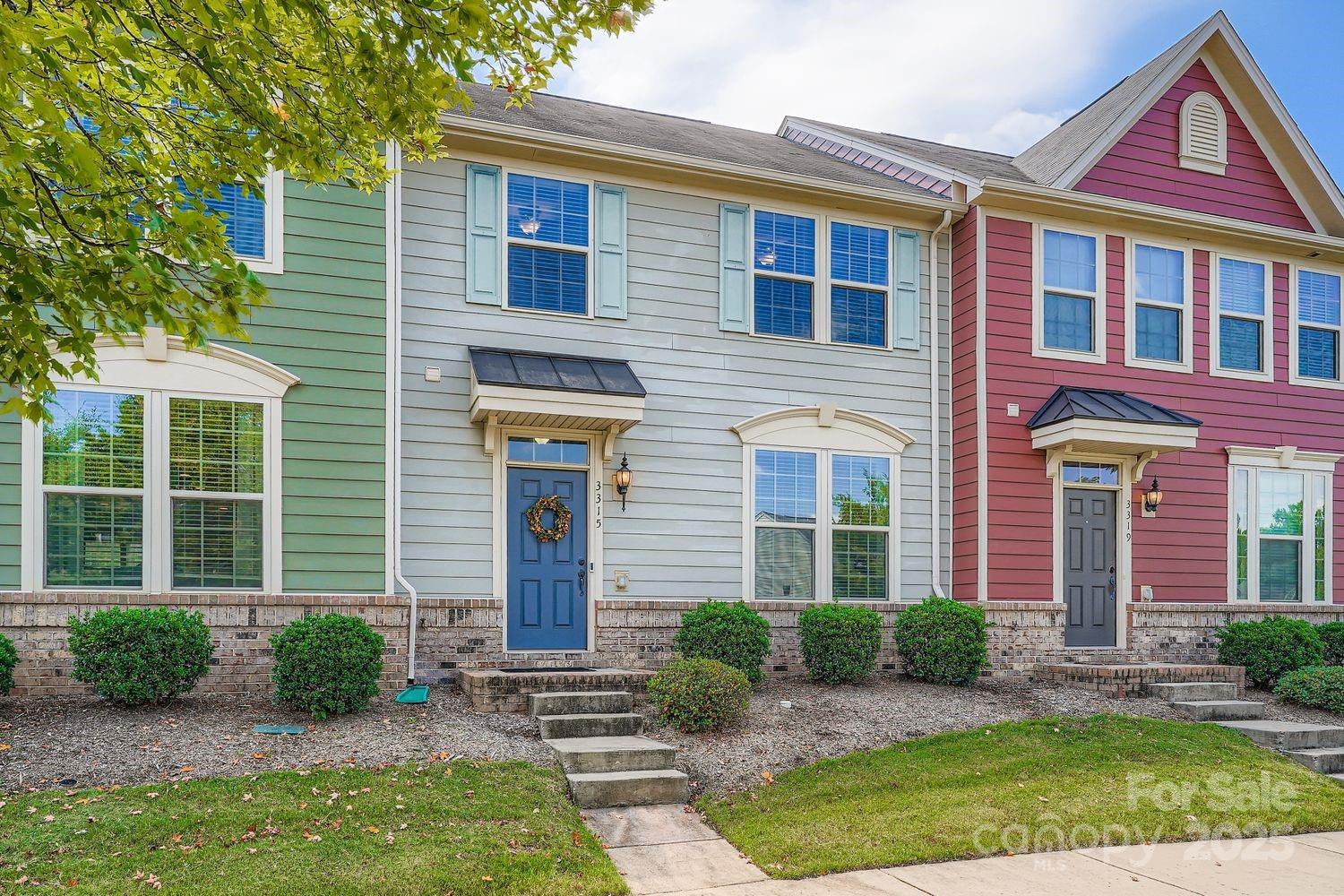 3315 Major Samuals Way Charlotte, NC 28208 - Photo 3 of 28