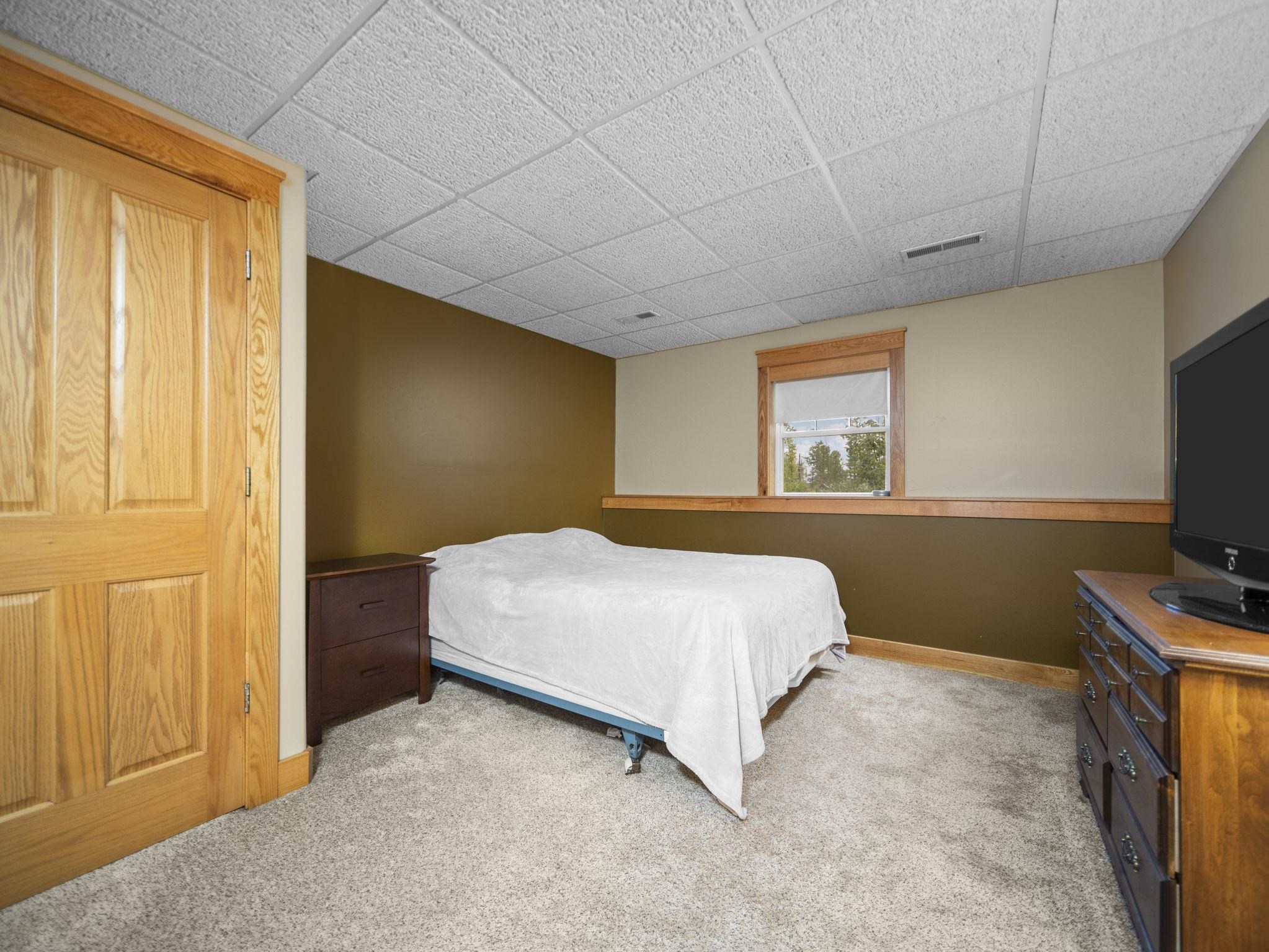 1719 Vanderlip Road Traverse City, MI 49686 - Photo 32 of 55 Gallery Image 32