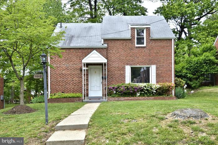1015 Carson Street Silver Spring, MD 20901 - Photo 22 of 22 Exterior (Front)