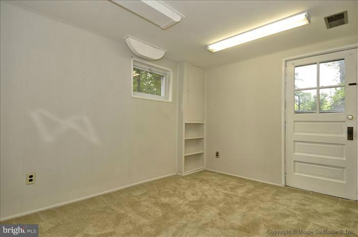1015 Carson Street Silver Spring, MD 20901 - Photo 4 of 22 Basement