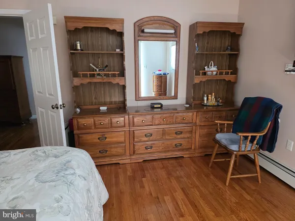 $1,399,000 | 37 Frank Drive, Manahawkin, NJ 08050