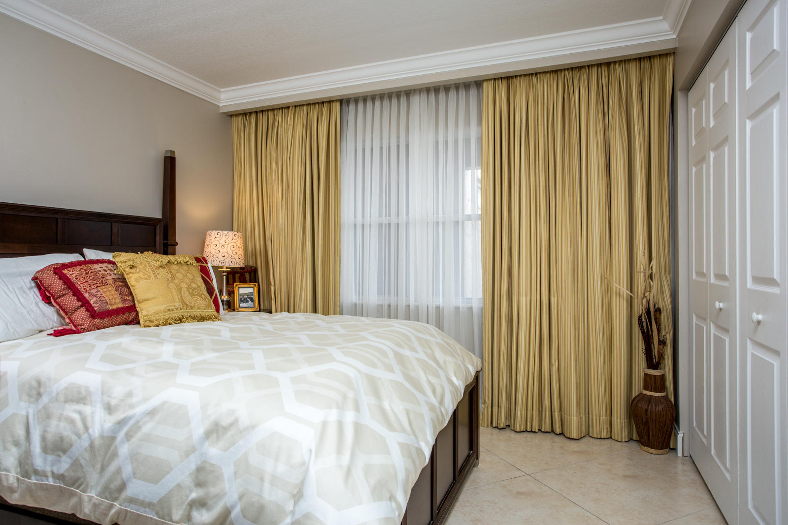 9886 Marina Boulevard, Unit 614 Boca Raton, FL 33428 - Photo 11 of 22 IMG_7427