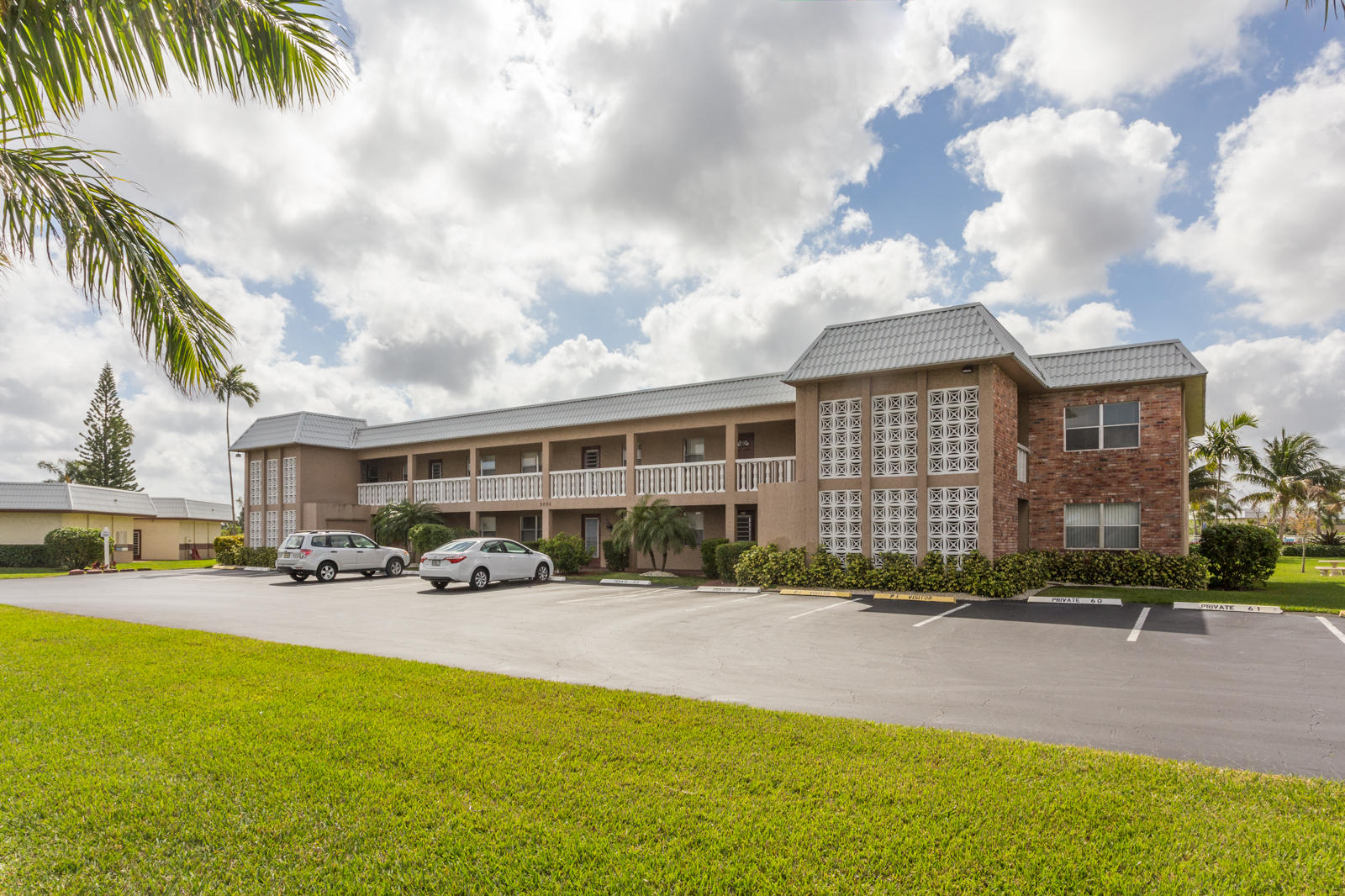 9886 Marina Boulevard, Unit 614 Boca Raton, FL 33428 - Photo 14 of 22 IMG_7477-Edit