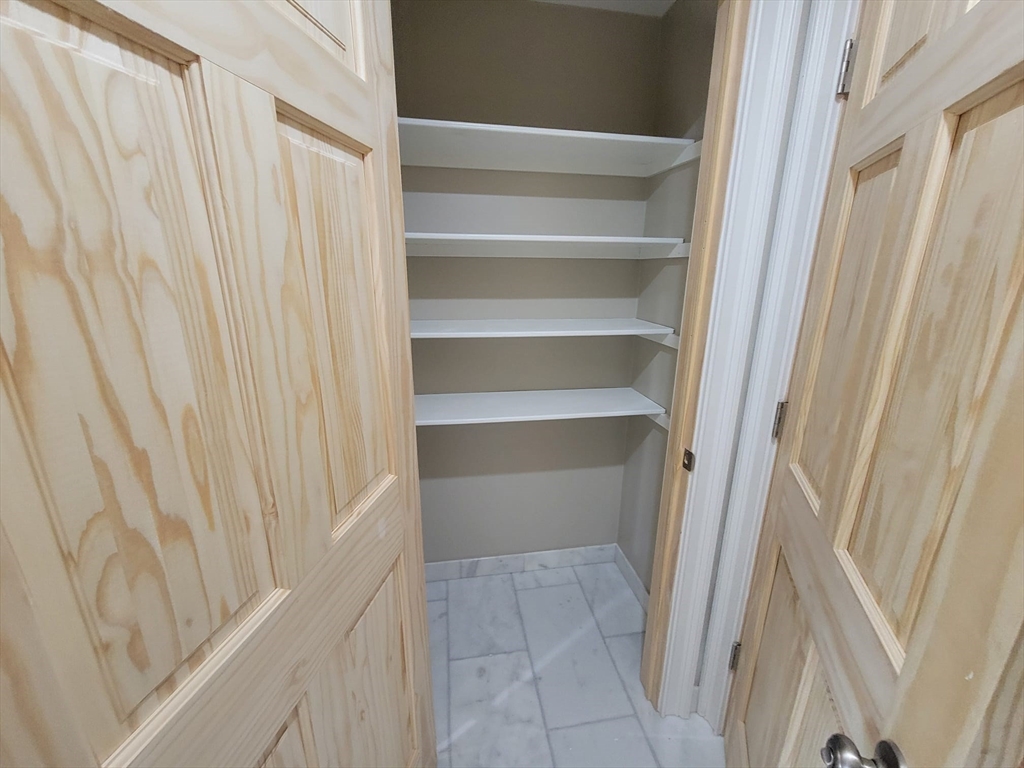 37 Ekman Street Worcester, MA 01607 - Photo 20 of 28